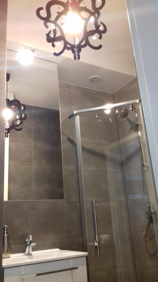 Apartament Lux W Centrum Konina Konin  Exteriör bild